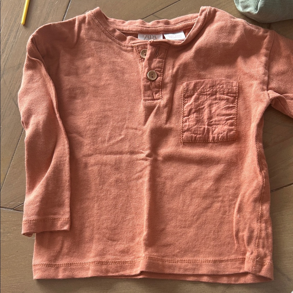 Zara toddler boy Long Sleeve Henley Shirt - Rust